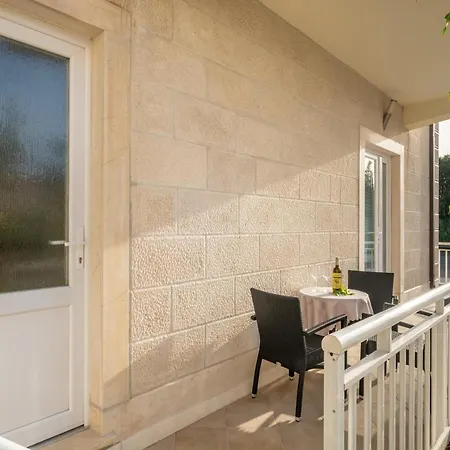 Studio Apartment Brigita Mlini Exterior photo
